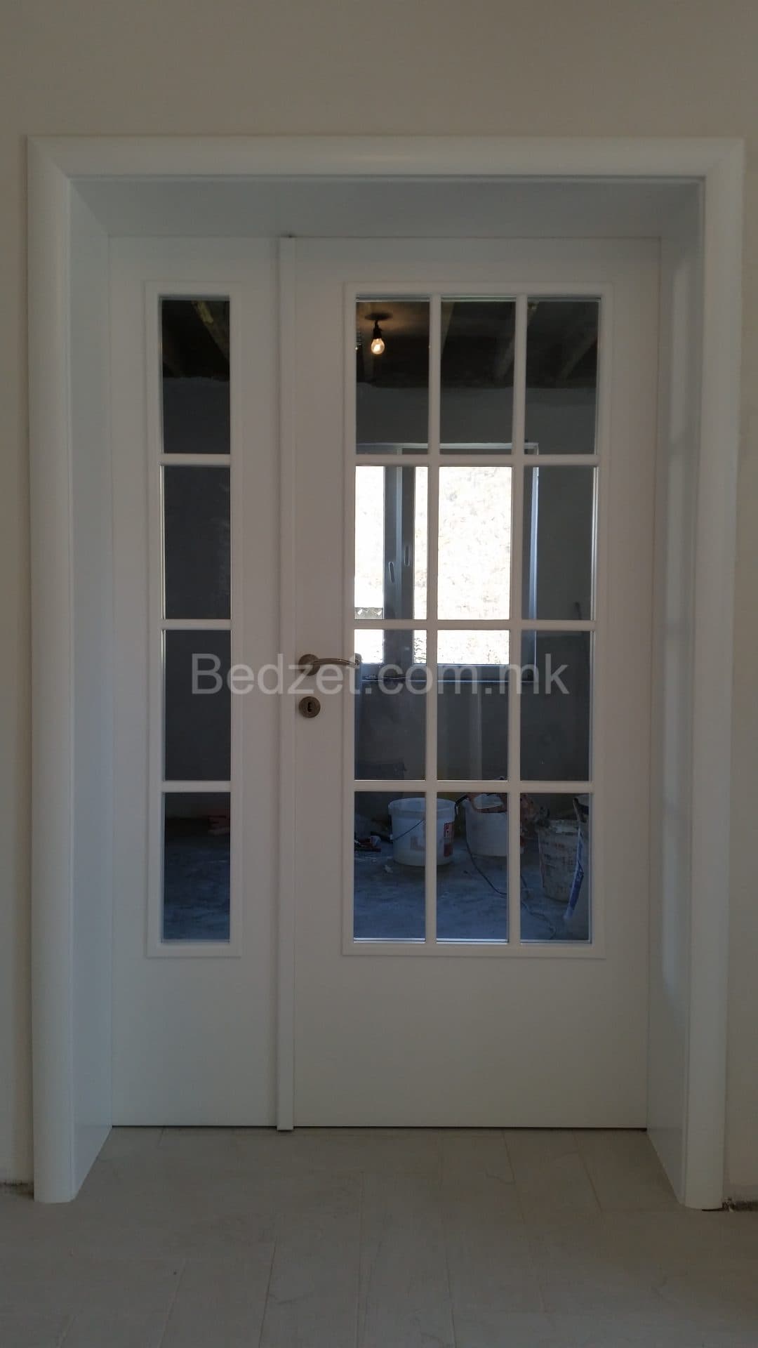 Dy dyer druri të bardhë — Bedžet