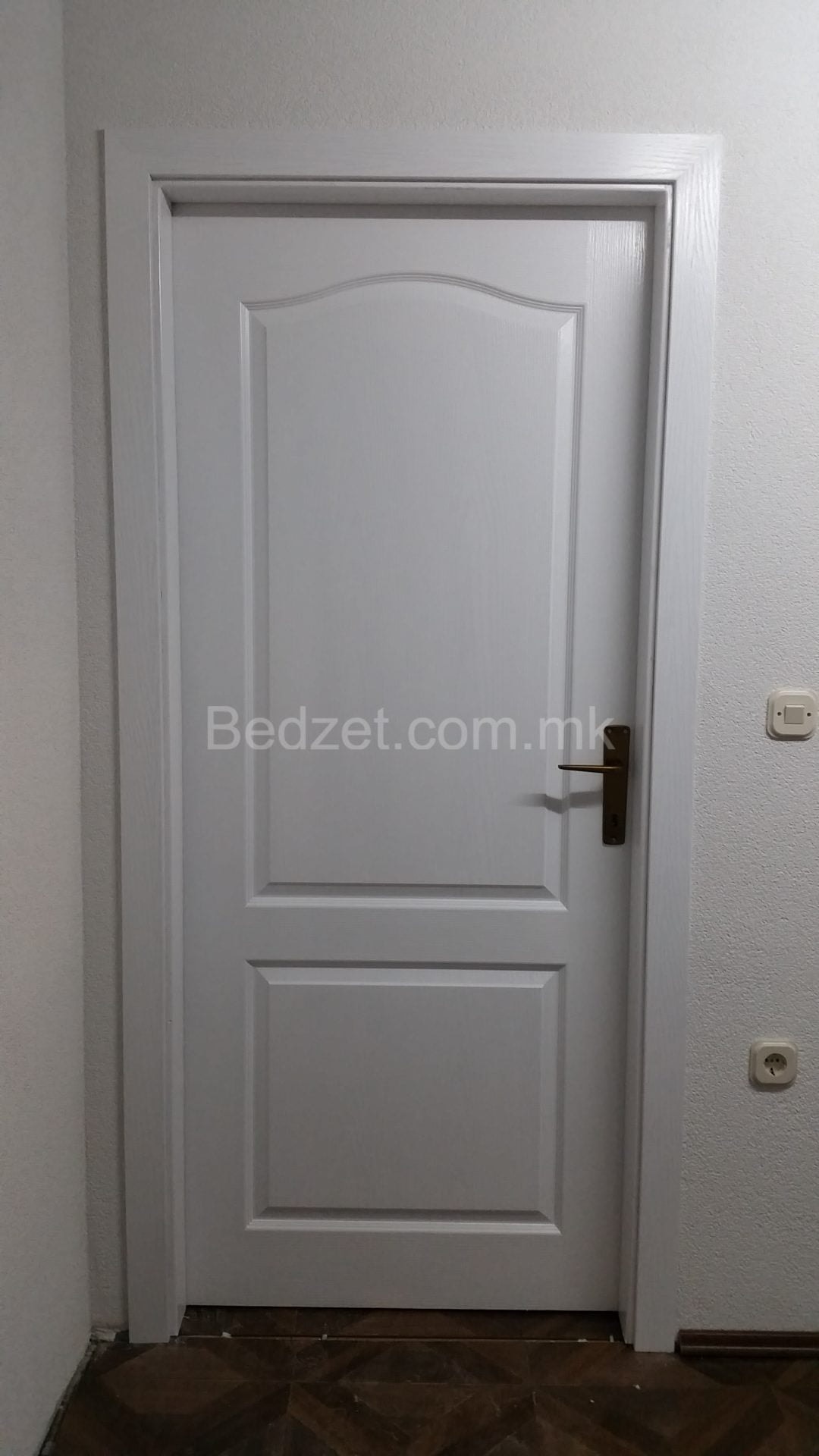 Врати 120 — Bedžet