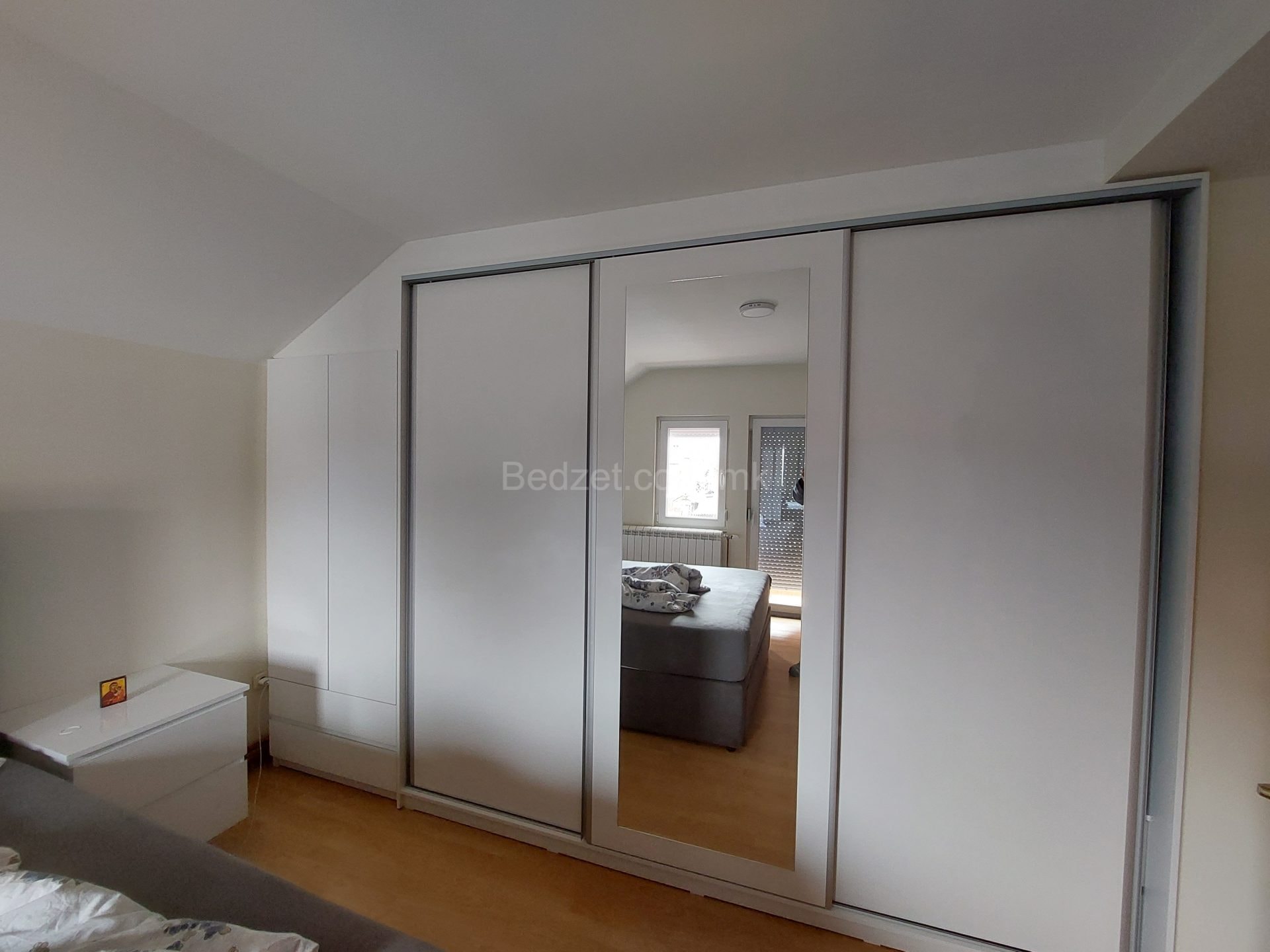 Wardrobes & Hallways 029 — Bedžet